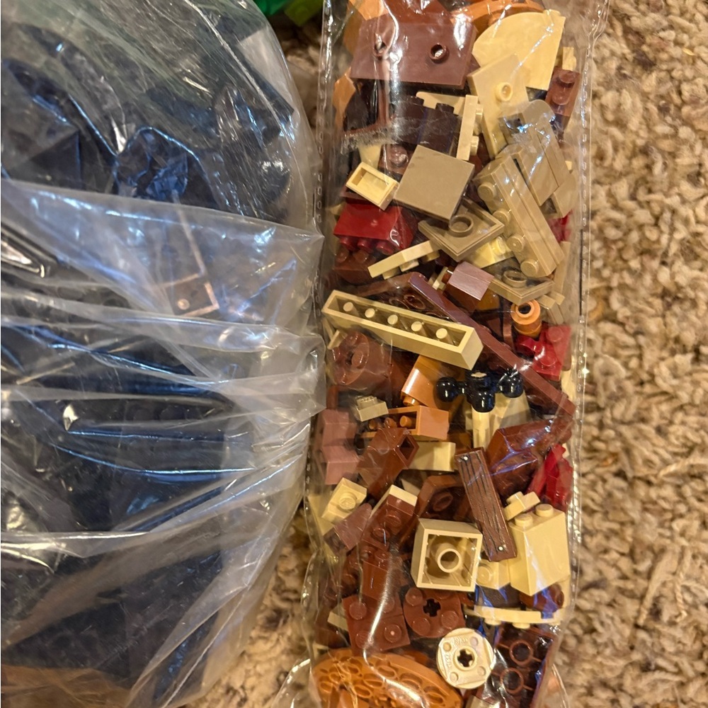 Lego 4 Pound Bundle - Picture 8 of 8